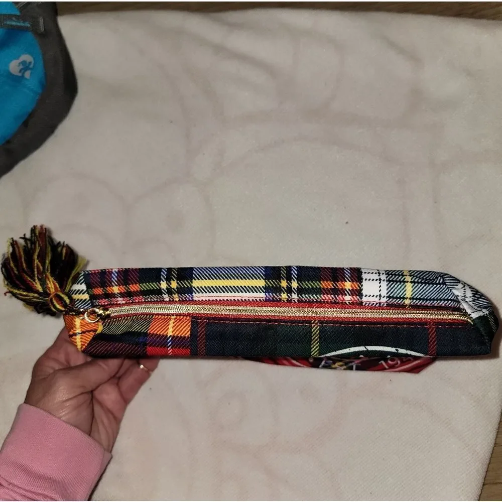 Estee Lauder Plaid Tartan Cosmetic Zipper Make Up Bag with Tassle & Big Logo